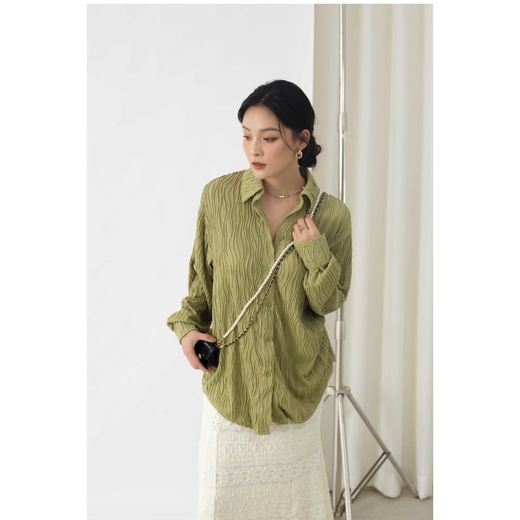GOÛT DE JUN - Áo sơmi nữ vân nổi freesize - Dora Shirt