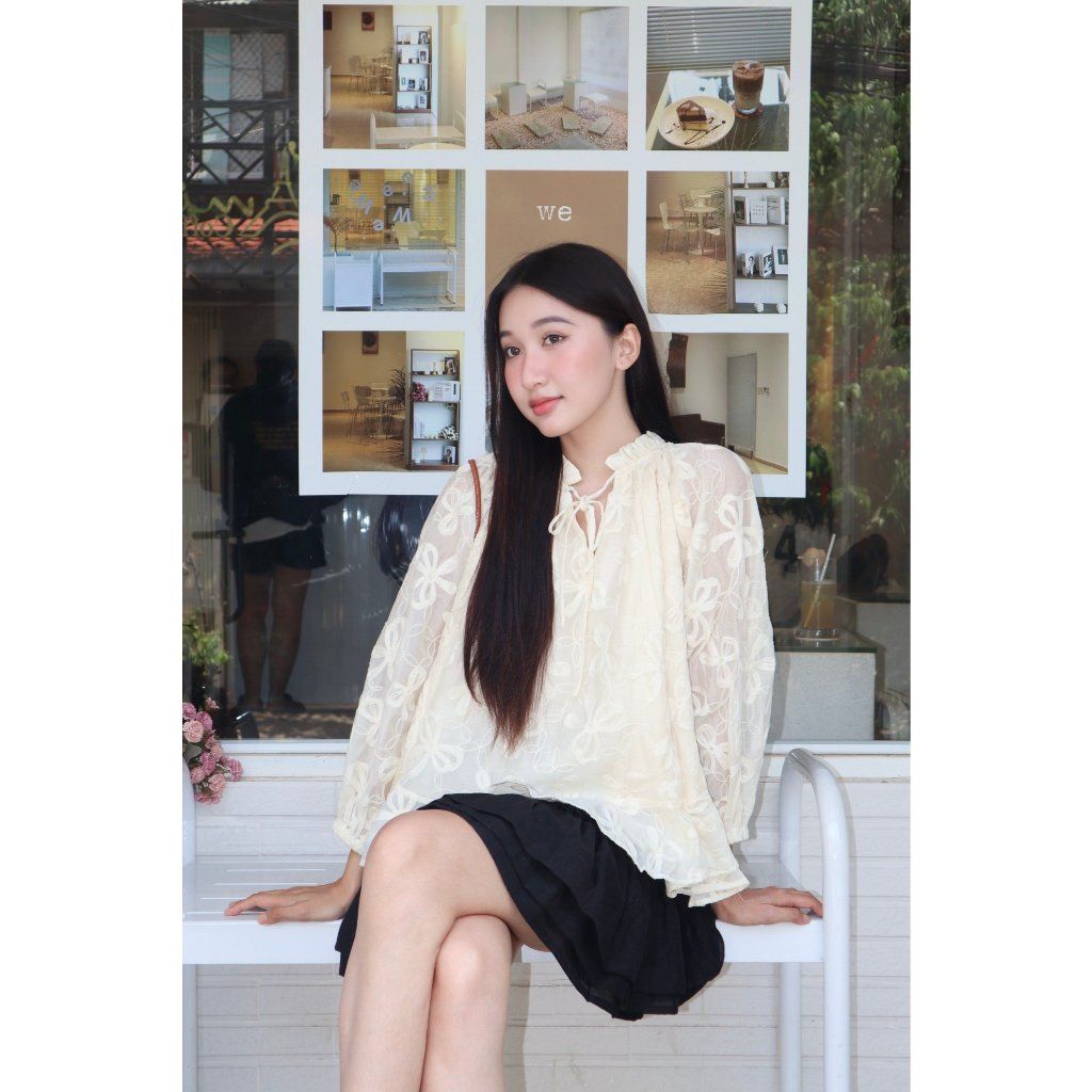 Áo Ren Hoa Nữ Freesize Tay Phồng Nữ Tính - LIZ TOP -  GOÛT DE JUN
