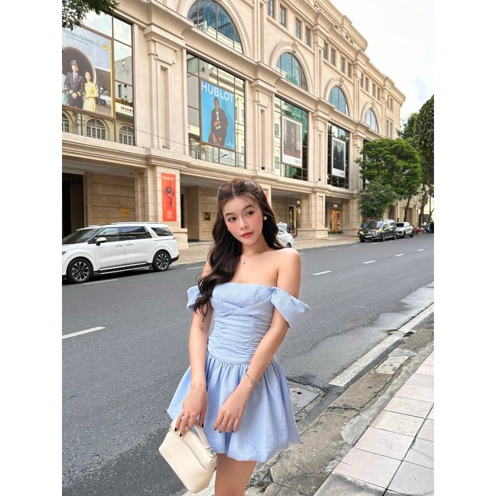 Đầm Nữ Tay Phồng Chiết Eo Dáng Bí Ngắn Dễ Thương - TAYLOR DRESS - GOÛT DE JUN