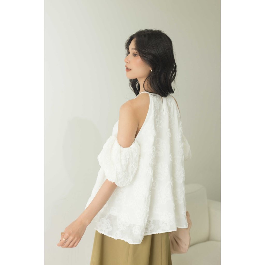 GOÛT DE JUN - Áo nữ kiểu cổ yếm tay bồng - BETIE TOP