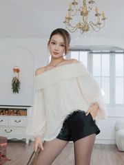 Áo Kiểu Nữ ESMIEY TOP Trễ Vai Form Rộng Phối Lông Mùa Giáng Sinh GOUT DE JUN