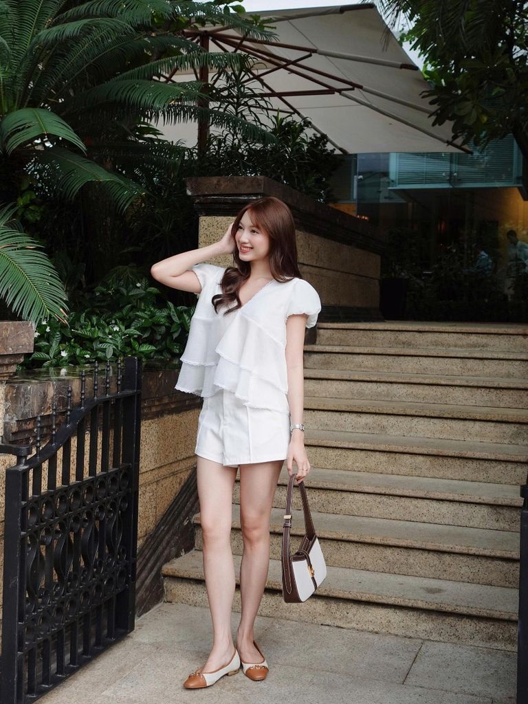 Áo Kiểu Nữ BESROL Tay Bồng Cổ V Xếp Tầng Form Babydoll  GOÛT DE JUN