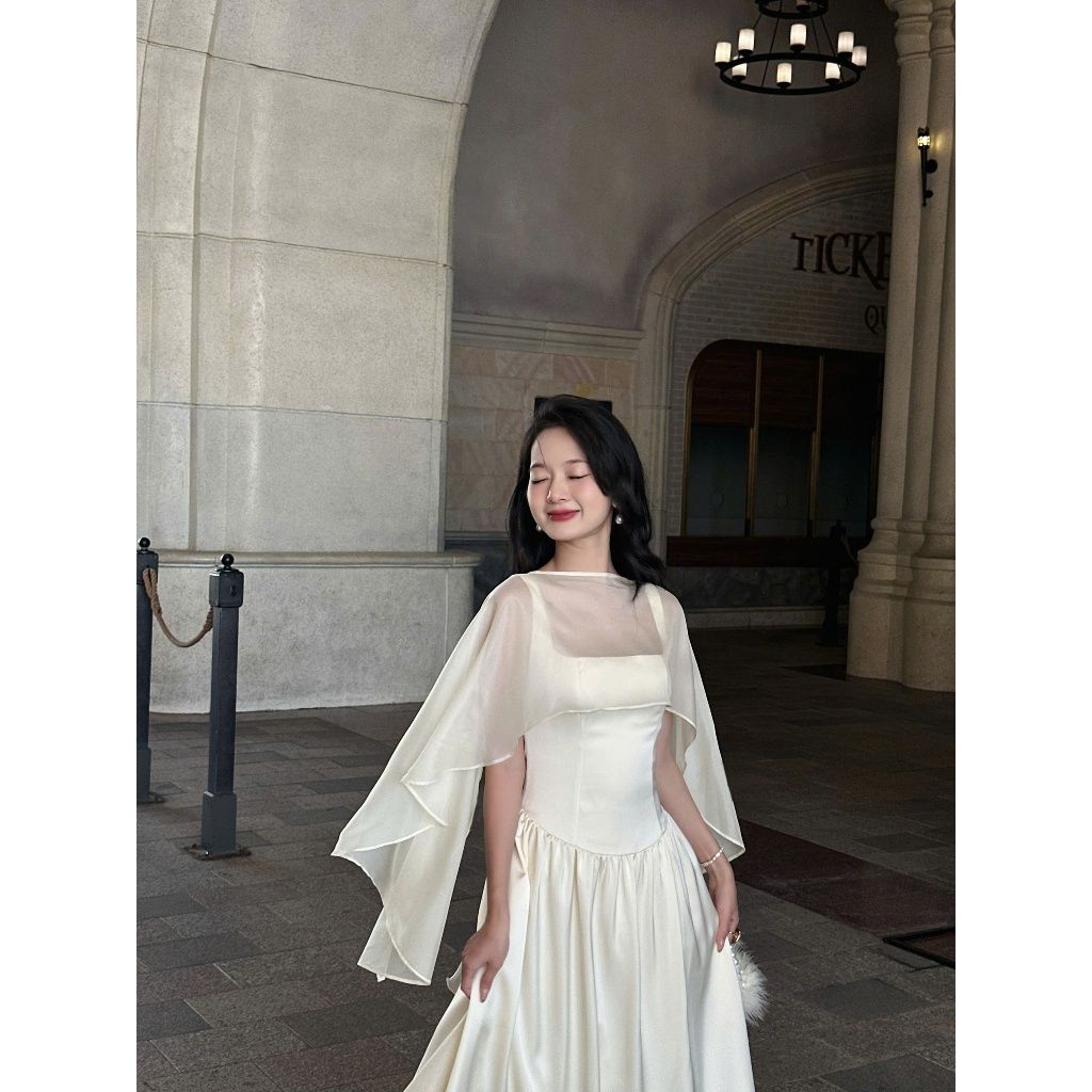 Đầm Nữ Dự Tiệc Hai Dây Dáng Xoè Trơn Kèm Áo Choàng Sang Trọng Quyến Rũ - GABBIE DRESS - GOÛT DE JUN