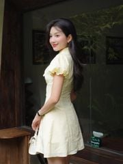 Đầm Nữ Nashil Cổ Chữ V Sơ Mi Tay Bồng Form Ngắn Thanh Lịch GOÛT DE JUN