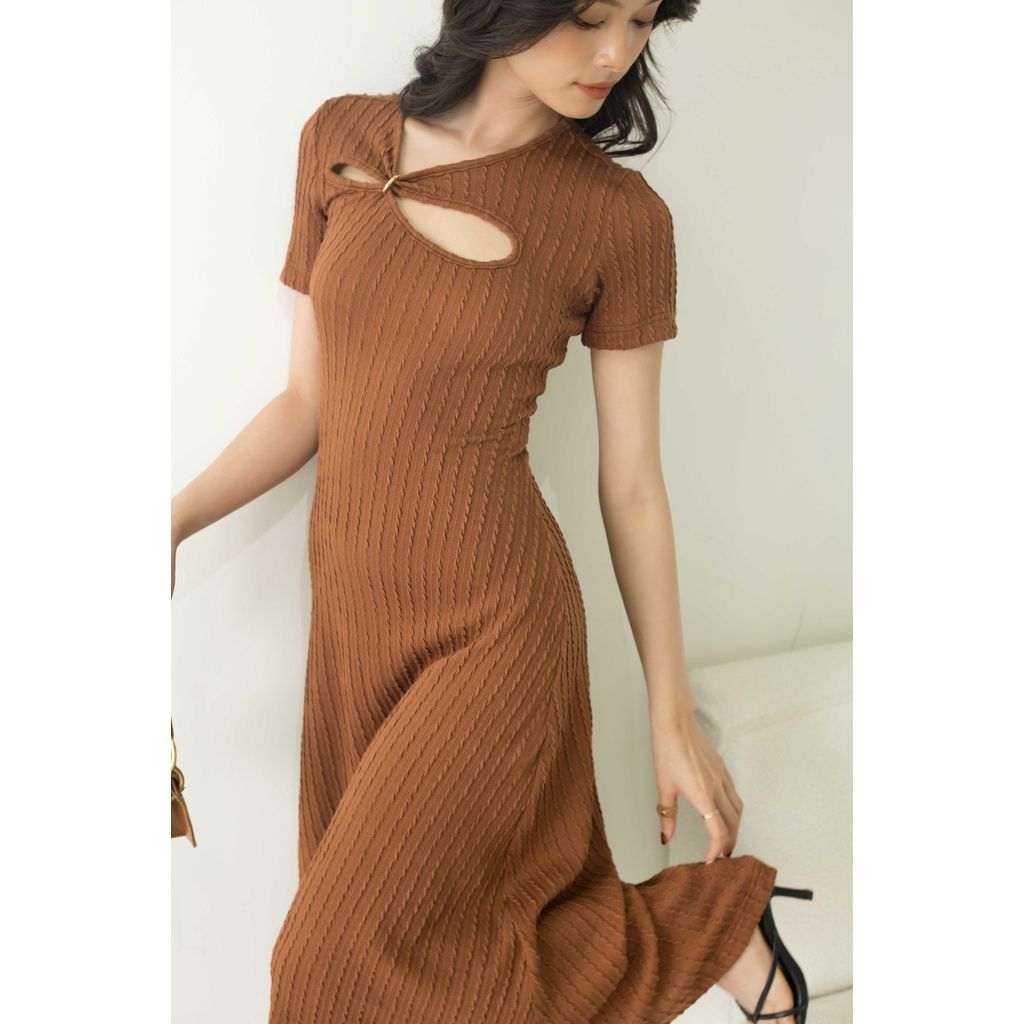 GOÛT DE JUN - Đầm dài ôm dáng - Karenza Dress