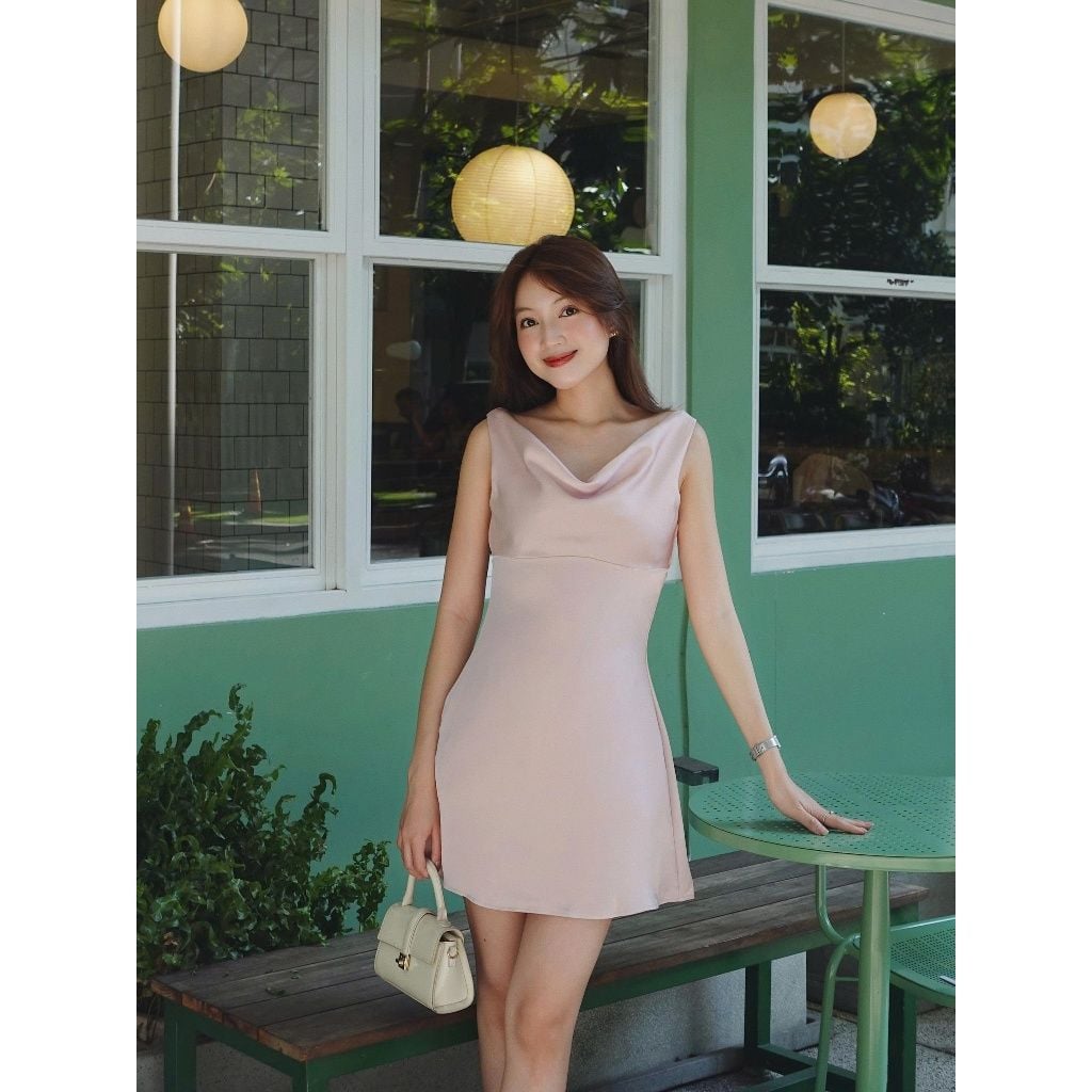 GOUT DE JUN Đầm Cổ Đổ Sát Nách Chất Lụa Cao Cấp TIGANK DRESS Váy Dáng Ngắn Tôn Dáng