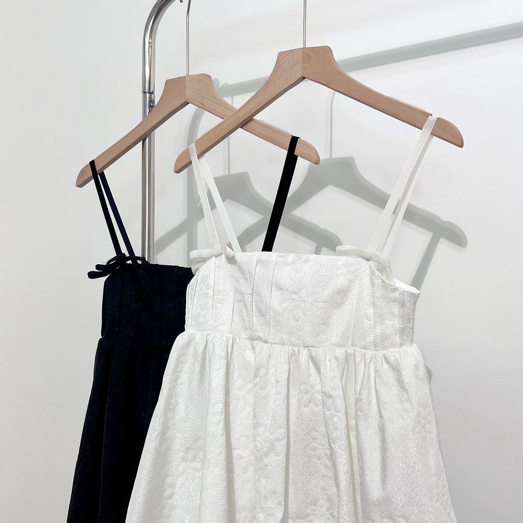 GOÛT DE JUN - Áo babydoll hai dây phối ren - TIARA TOP