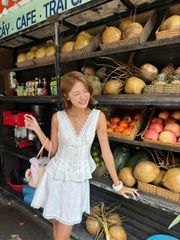 Áo Kiểu Nữ DAGAT TOP Cổ V Phối Ren Vintage Dạo Phố, Đi Biển Gout De Jun