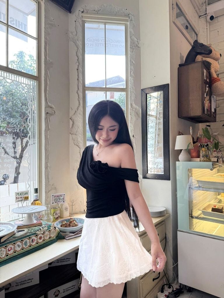 Áo Nữ PAGALL Lệch Vai Form Ôm Nữ Tính GOÛT DE JUN