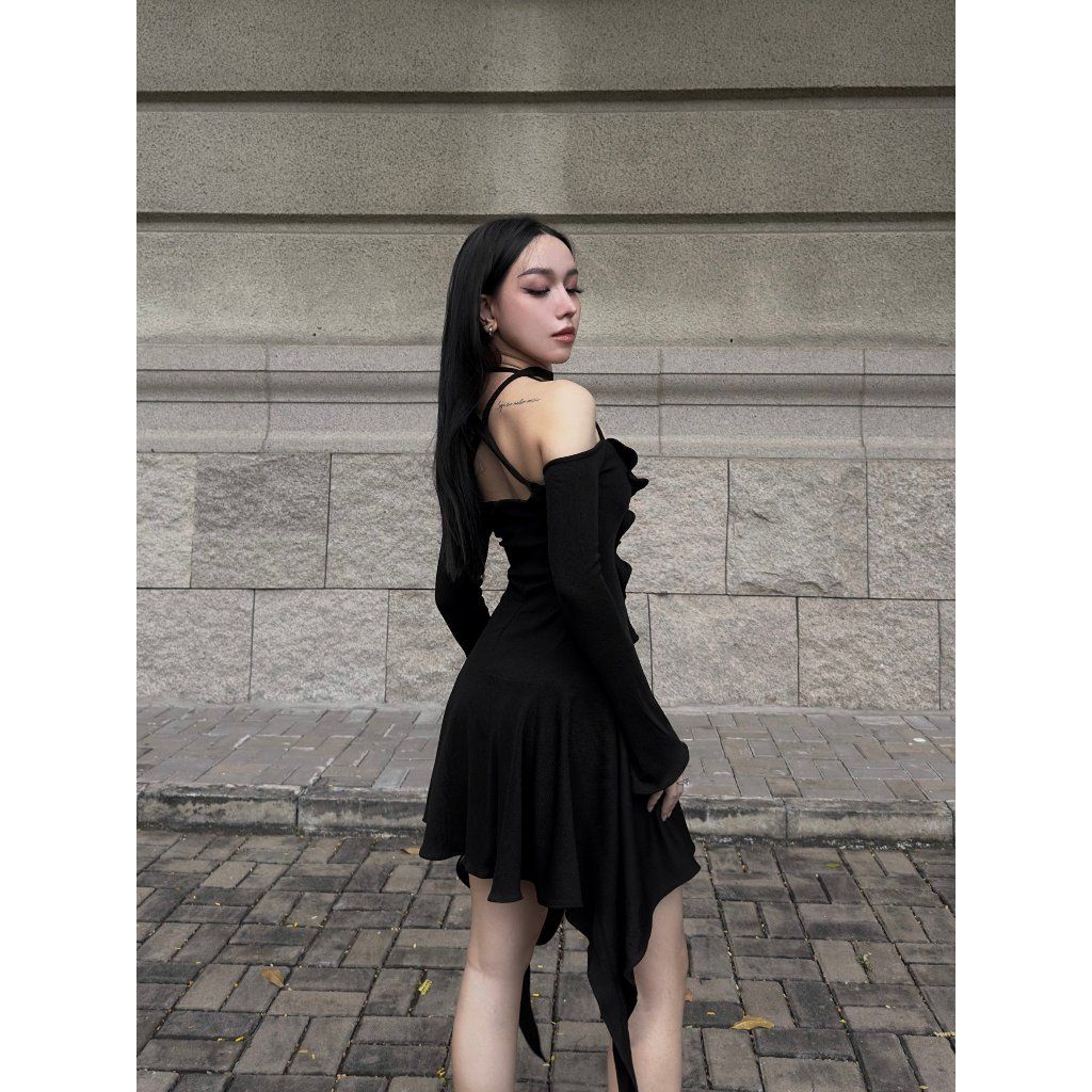 Đầm Dài Trễ Vai Phối Bèo Thời Trang Cho Nữ - ASLEY DRESS - GOÛT DE JUN