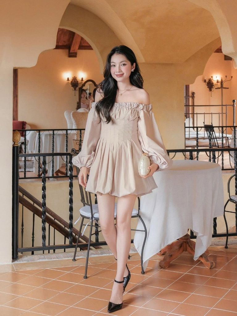 Đầm Nữ DOTING Trễ Vai Tay Dài Dáng Ngắn Form Bí Dễ Thương GOÛT DE JUN