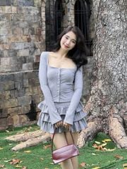 Set Áo Nữ Cổ Vuông Tay Dài Basic Phối Chân Váy Tầng Xinh Xắn ( bán lẻ ) - HERLA SET - GOÛT DE JUN