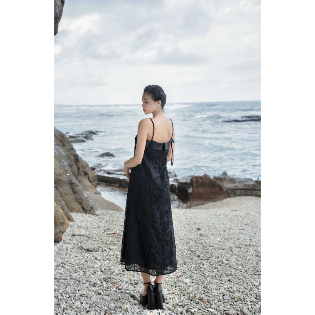 Đầm Maxi Nữ Hai Dây Họa Tiết Nổi LESI DRESS - GOÛT DE JUN