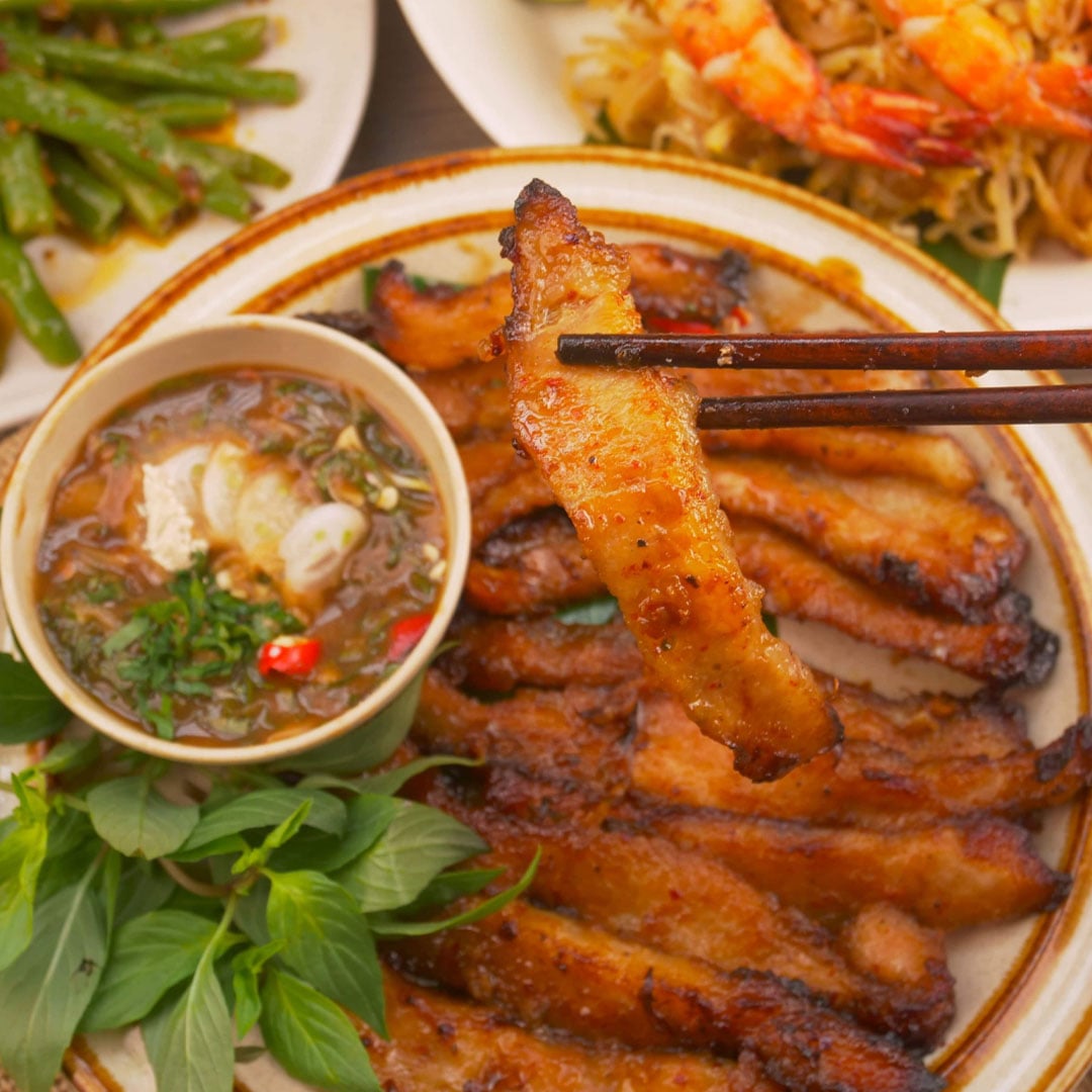 Nạc nọng heo giòn