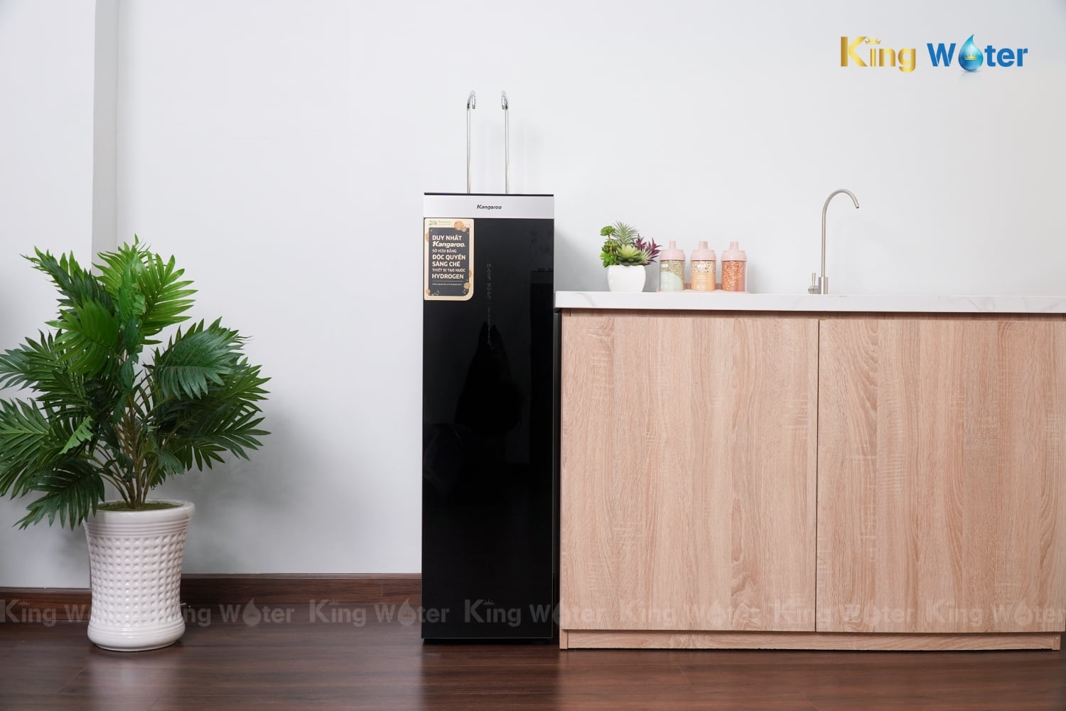Máy Lọc Nước RO Nóng Lạnh Hydrogen Kangaroo Sumire KG11A16 | Tủ Đứng 11 Lõi