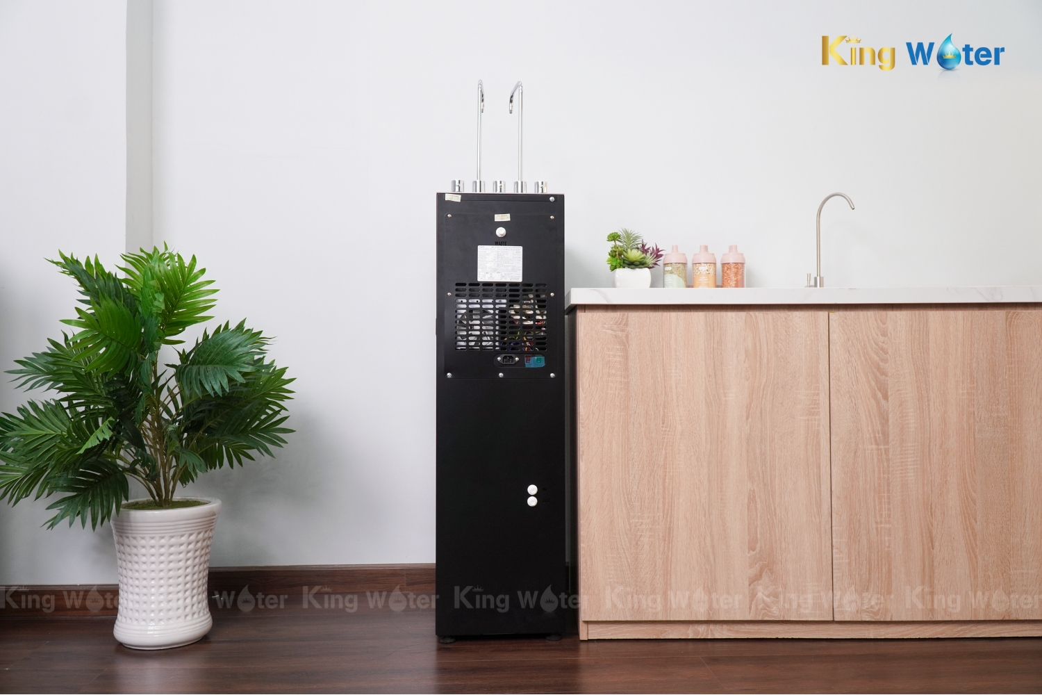 Máy Lọc Nước RO Nóng Lạnh Hydrogen Kangaroo Sumire KG11A16 | Tủ Đứng 11 Lõi