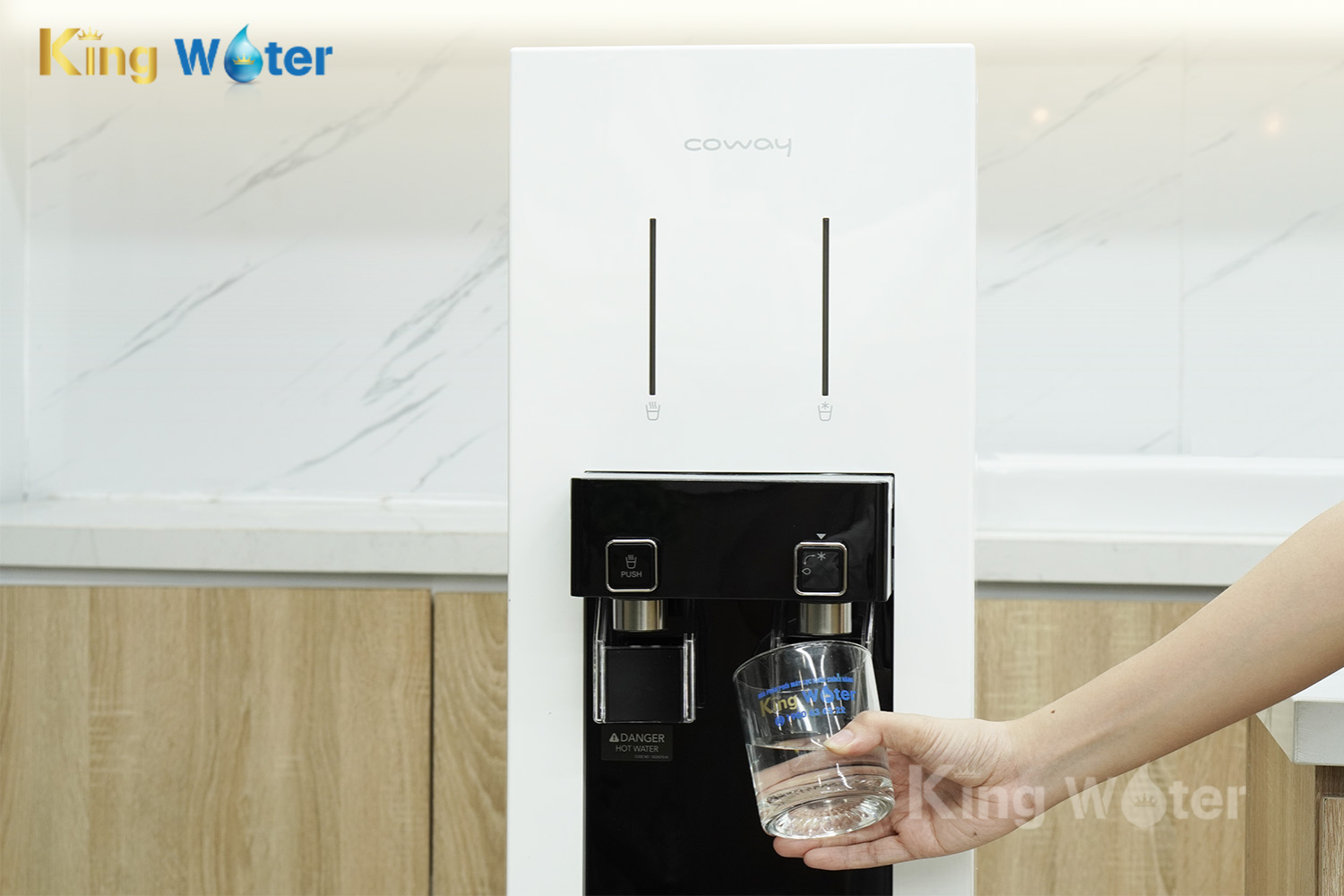 Máy Lọc Nước RO Nóng Lạnh Coway HARRY (CHP-590R) | Cây Đứng 04 Lõi