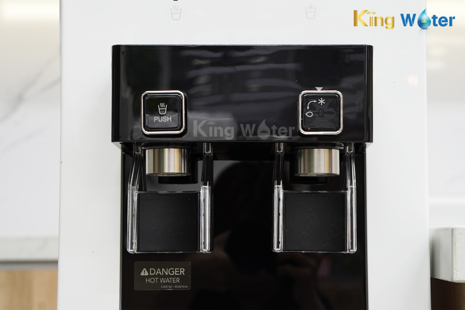 Máy Lọc Nước RO Nóng Lạnh Coway HARRY (CHP-590R) | Cây Đứng 04 Lõi