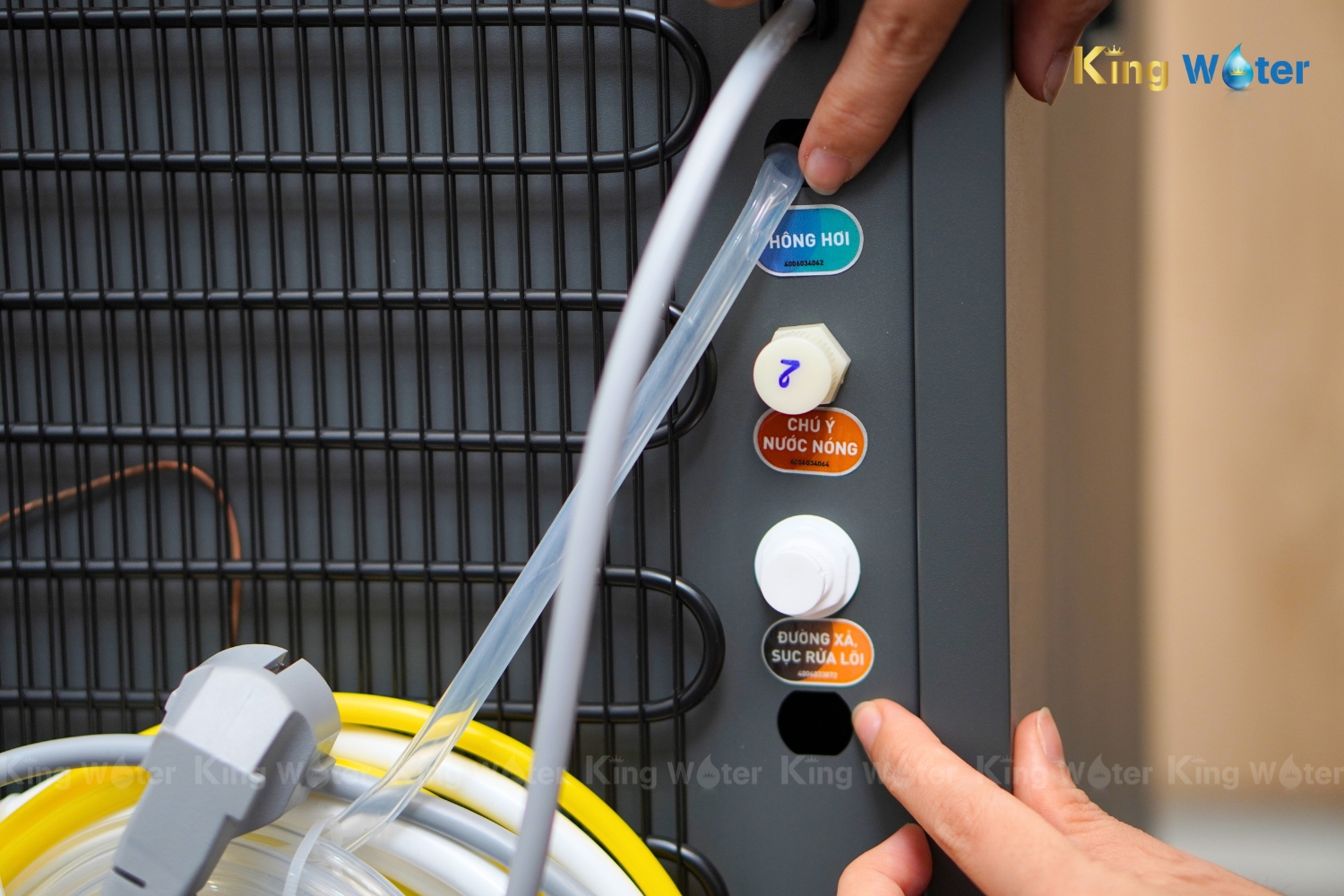 Máy Lọc Nước Nóng Lạnh Karofi KAD-M85 | Tủ Đứng 12 Lõi