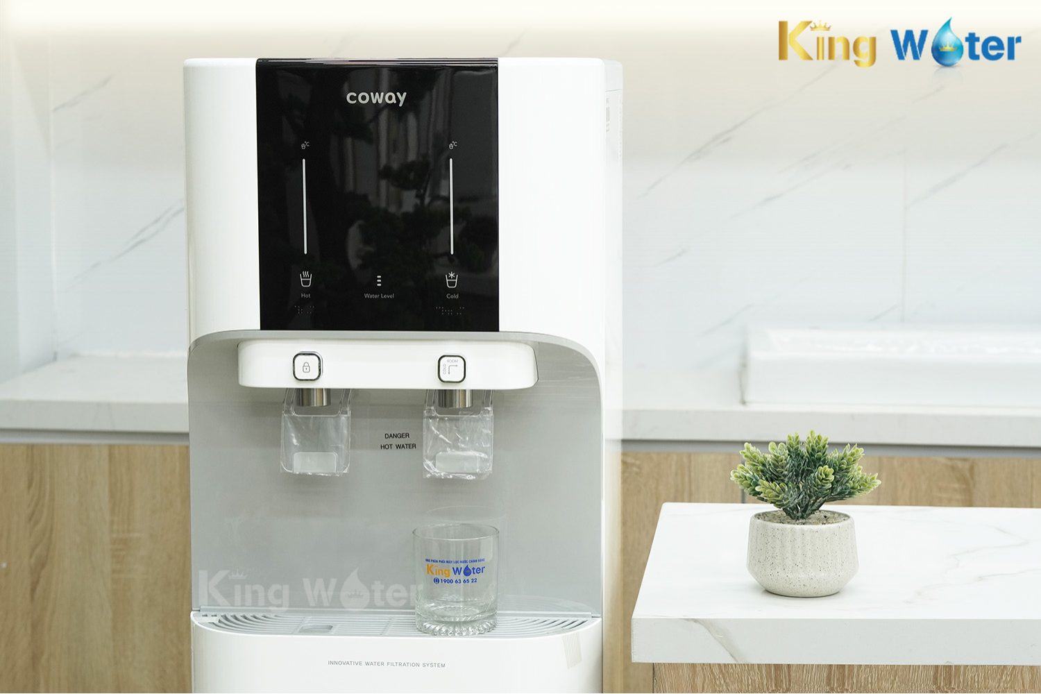 Máy Lọc Nước RO Nóng Lạnh Coway CORE (CHP-671R) | Cây Đứng 05 Lõi