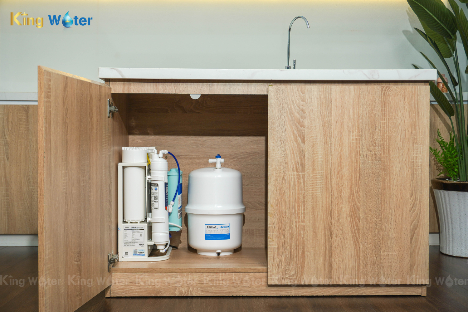 Máy lọc nước Karofi KAQ-U95 | Âm Tủ, 10 lõi