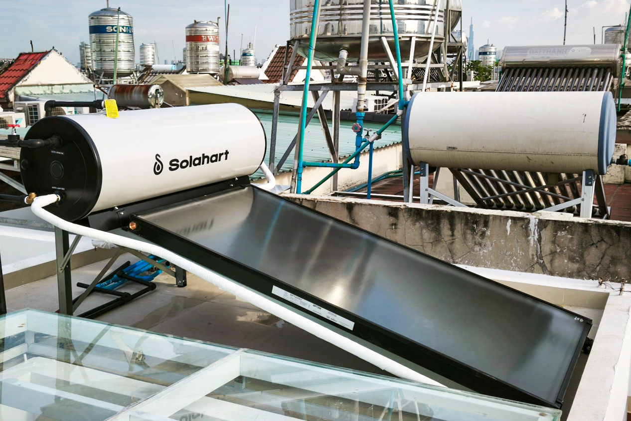 Máy nước nóng năng lượng mặt trời Solahart Sunheat 150L