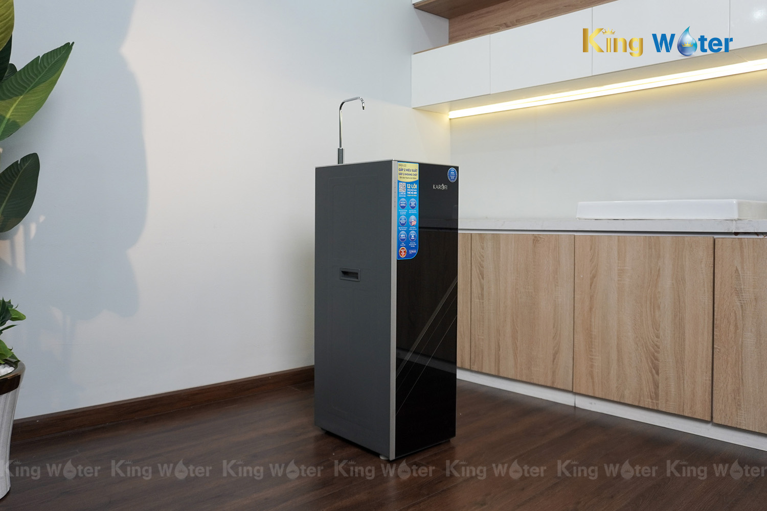 Máy Lọc Nước RO Karofi KAQ-L22 | Tủ Đứng 12 Lõi
