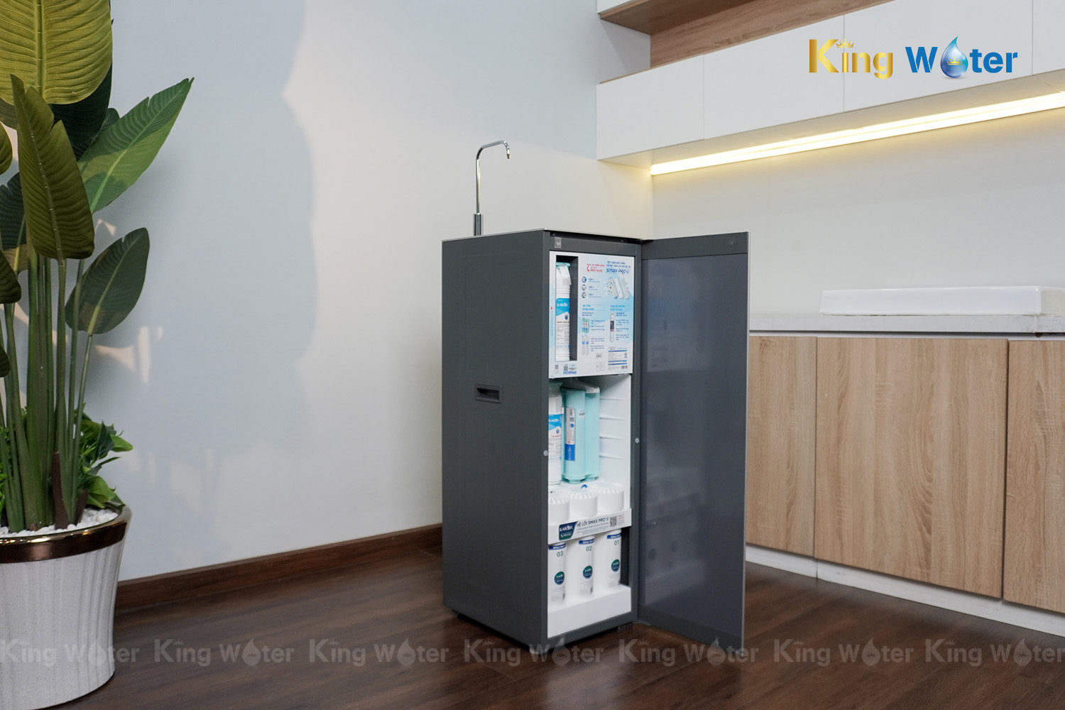 Máy Lọc Nước RO Karofi KAQ-L22 | Tủ Đứng 12 Lõi