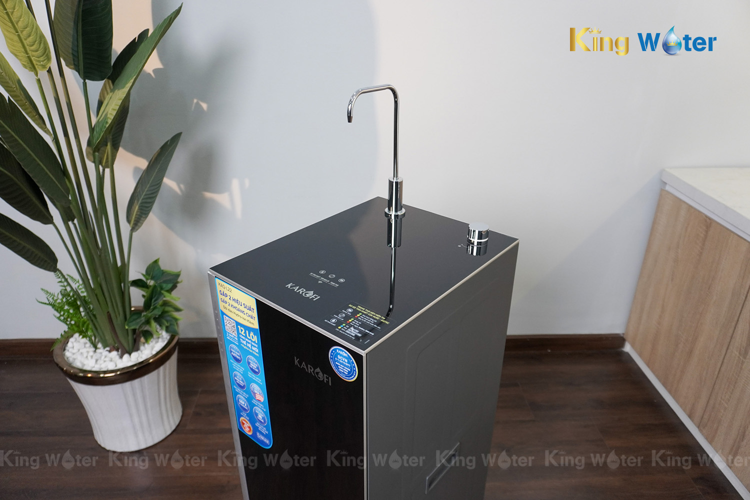 Máy Lọc Nước RO Karofi KAQ-L22 | Tủ Đứng 12 Lõi