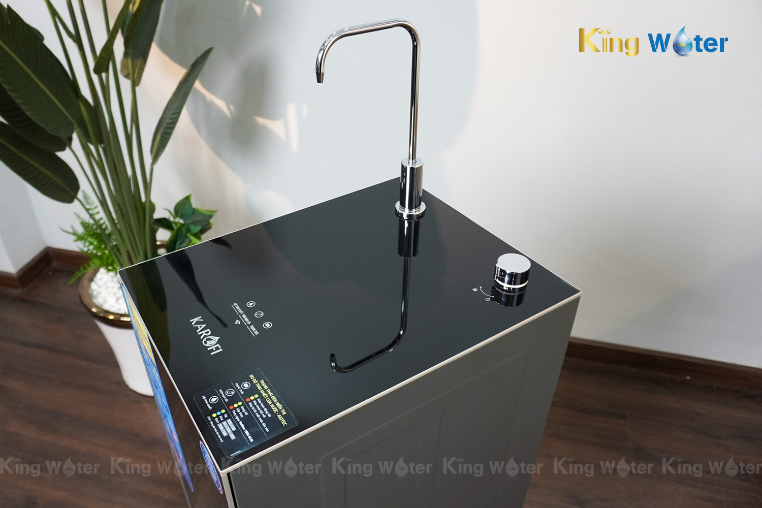 Máy Lọc Nước RO Karofi KAQ-L22 | Tủ Đứng 12 Lõi