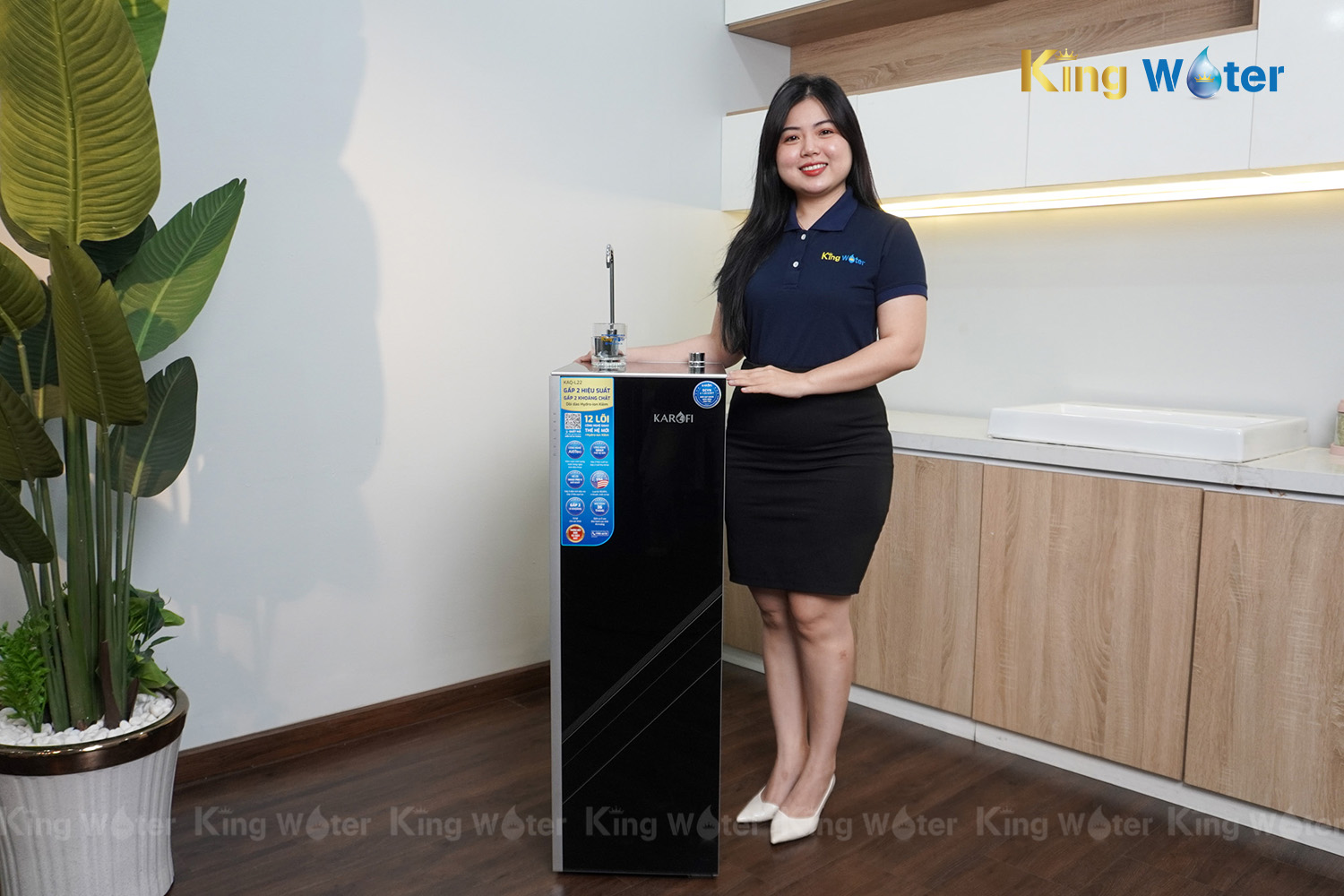 Máy Lọc Nước RO Karofi KAQ-L22 | Tủ Đứng 12 Lõi