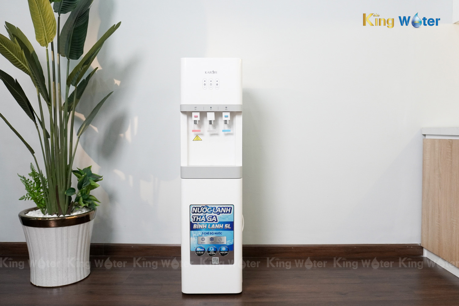 Máy Lọc Nước R.O Nóng Lạnh Karofi HCV208RO | Cây Đứng 6 Lõi