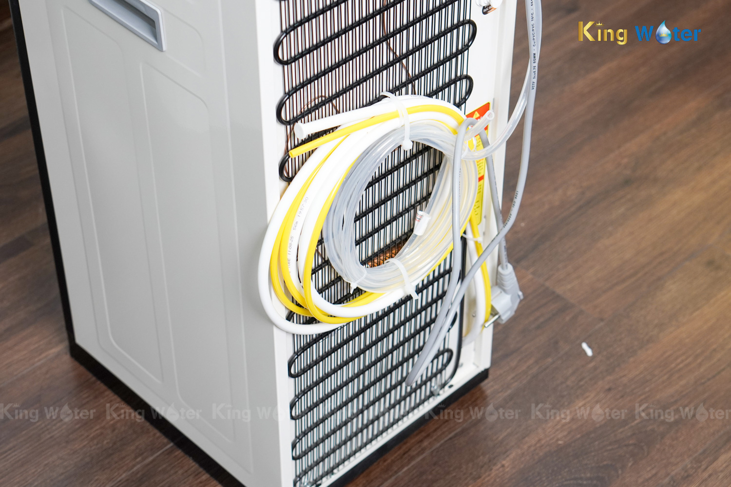 Máy Lọc Nước R.O Nóng Lạnh Karofi KAD-D66S | Cây Đứng 11 Lõi