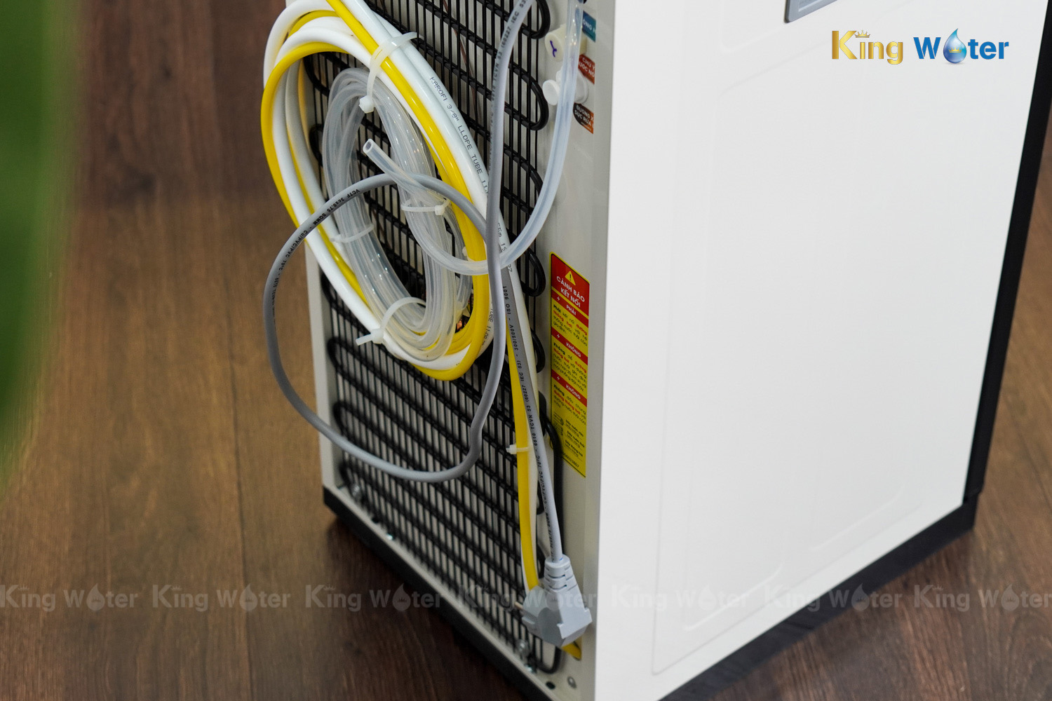 Máy Lọc Nước R.O Nóng Lạnh Karofi KAD-D66S | Cây Đứng 11 Lõi