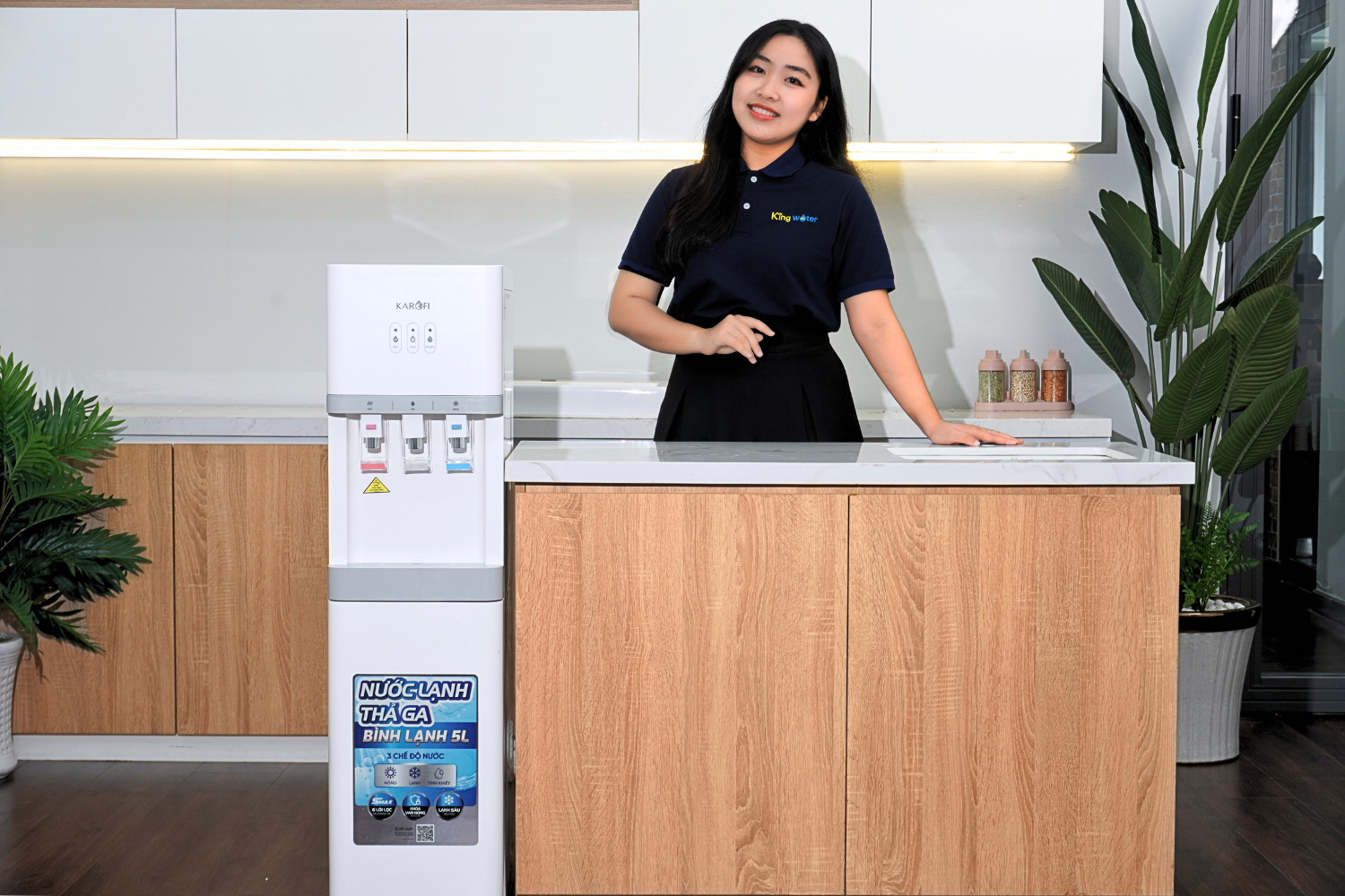 Máy Lọc Nước R.O Nóng Lạnh Karofi HCV208RO | Cây Đứng 6 Lõi
