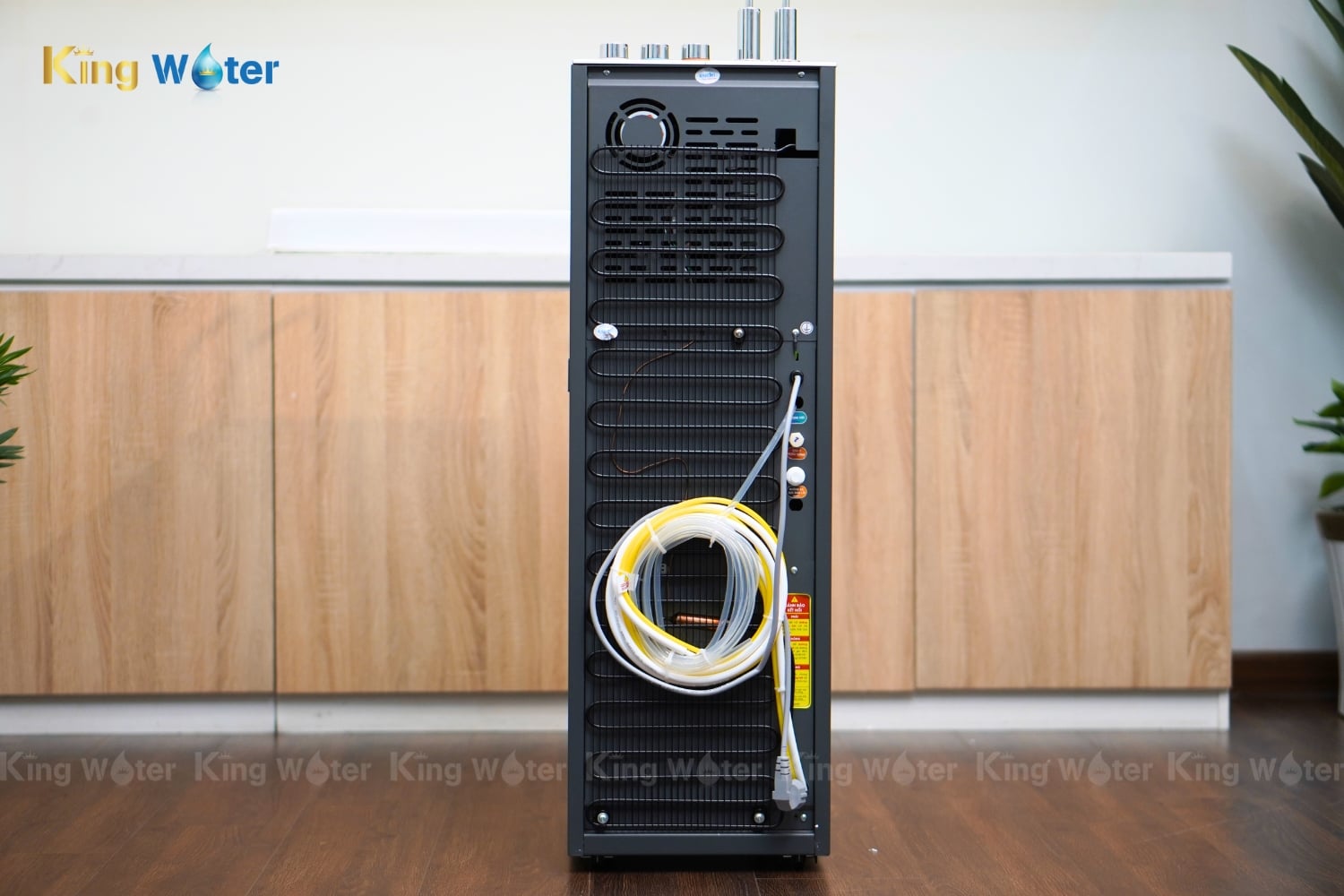 Máy Lọc Nước Nóng Lạnh Karofi KAD-M85 | Tủ Đứng 12 Lõi