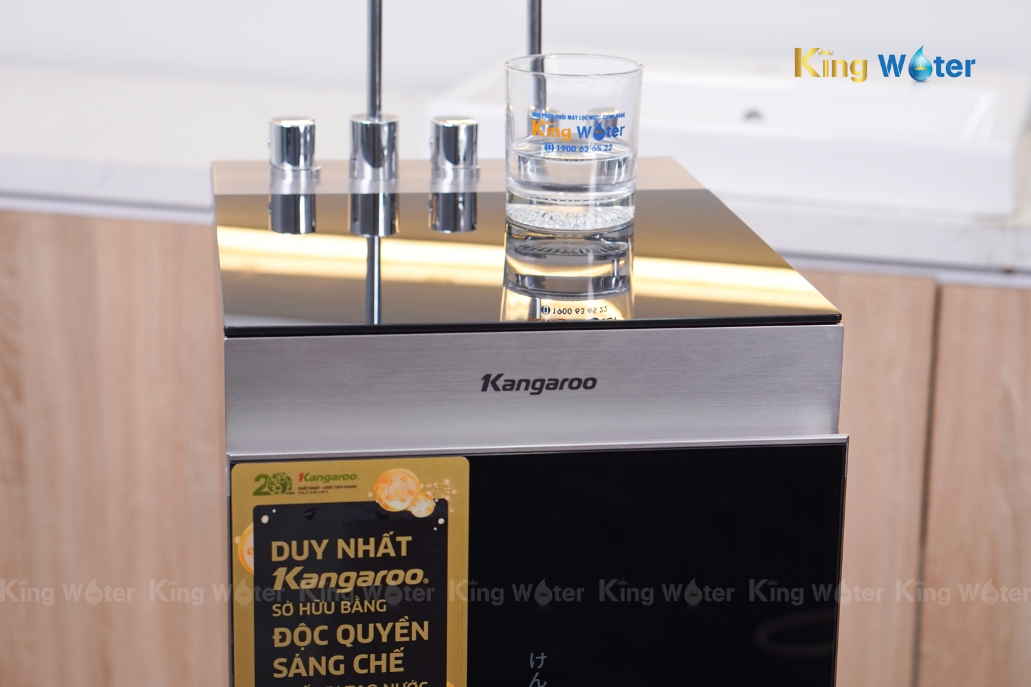 Máy Lọc Nước RO Nóng Lạnh Hydrogen Kangaroo Sumire KG12A8 | Tủ Đứng 12 Lõi