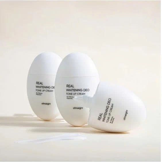 Kem dưỡng Ofmeight Real Whitening Deo Tone Up Cream 50ml