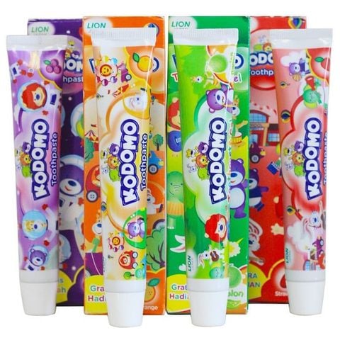 Kem đánh răng trẻ em Kodomo đủ hương tuýp 45g