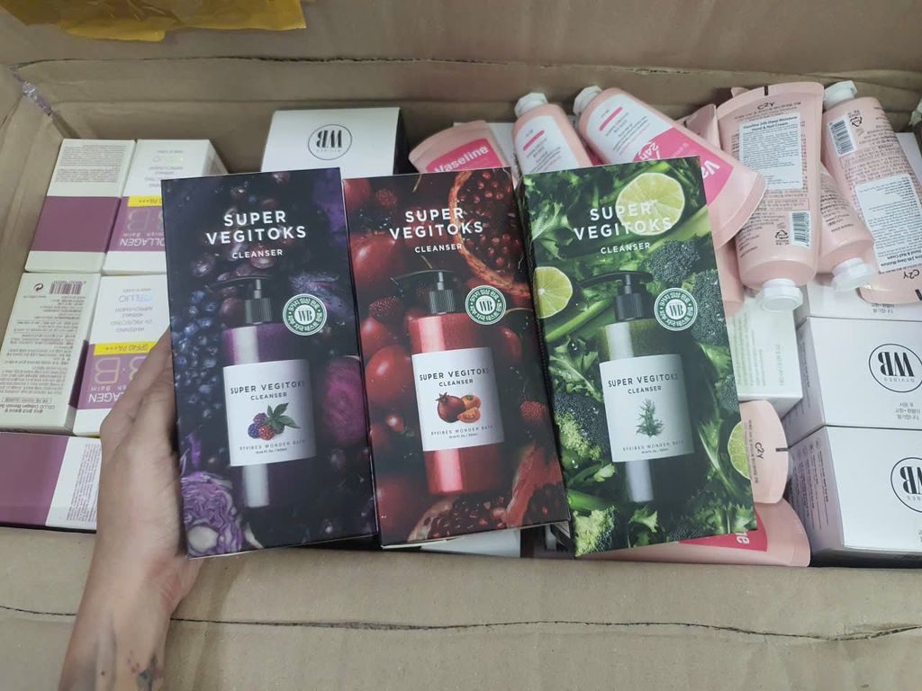 Sữa Rửa Mặt Rau Củ Thải Độc Super Vegitoks Cleanser 300ml