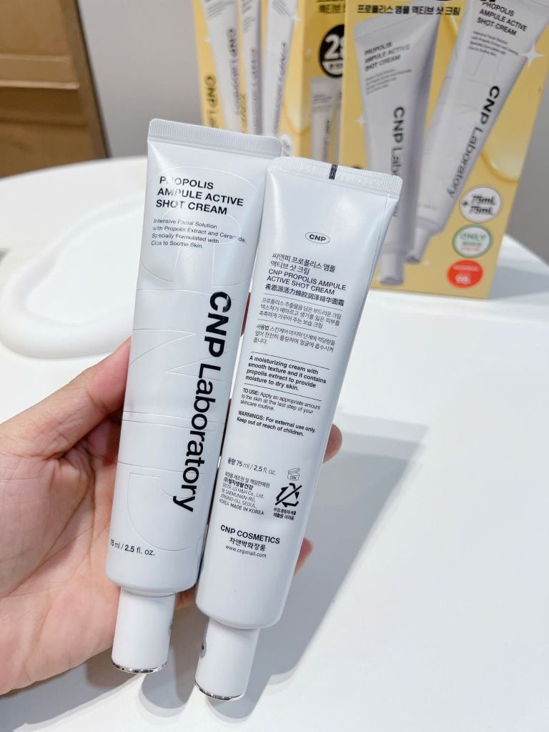 Kem dưỡng keo ong tái tạo phục hồi CNP 50ml