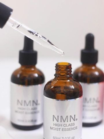 Serum NMN High Class Moist Essence Bản cao cấp 60ml