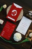  Thiệp Cưới 'Sen Hồng Tình Ái' - Nét Truyền Thống Hiện Đại 