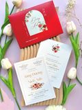  Thiệp Cưới "Hồng Đỏ Kiêu Sa" - Sắc Đỏ Nồng Cháy & Thiết Kế Hình Vòm 