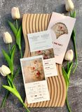  Thiệp Cưới "Cửa Sổ Tình Yêu" - Sắc Hồng Dusty Pink & Cắt Laser Tinh Xảo 