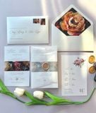  Thiệp Cưới "Giấc Mơ Hồng" - Họa Tiết Hoa Vẽ Tay & Dấu Sáp Vàng 