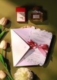  Thiệp Cưới "Lời Hẹn Vàng Son" - Đẳng Cấp Vượt Thời Gian 