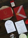  Thiệp Cưới "Hồng Môn Kim Ngân" - Sắc Đỏ Hoàng Gia & Dấu Ấn Hiện Đại 