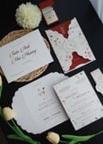  Thiệp Cưới "Tình Yêu Nở Hoa" - Sắc Đỏ Tulip & Thanh Lịch 