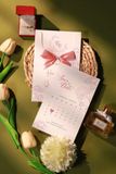  Thiệp Cưới "Lời Hẹn Vàng Son" - Đẳng Cấp Vượt Thời Gian 